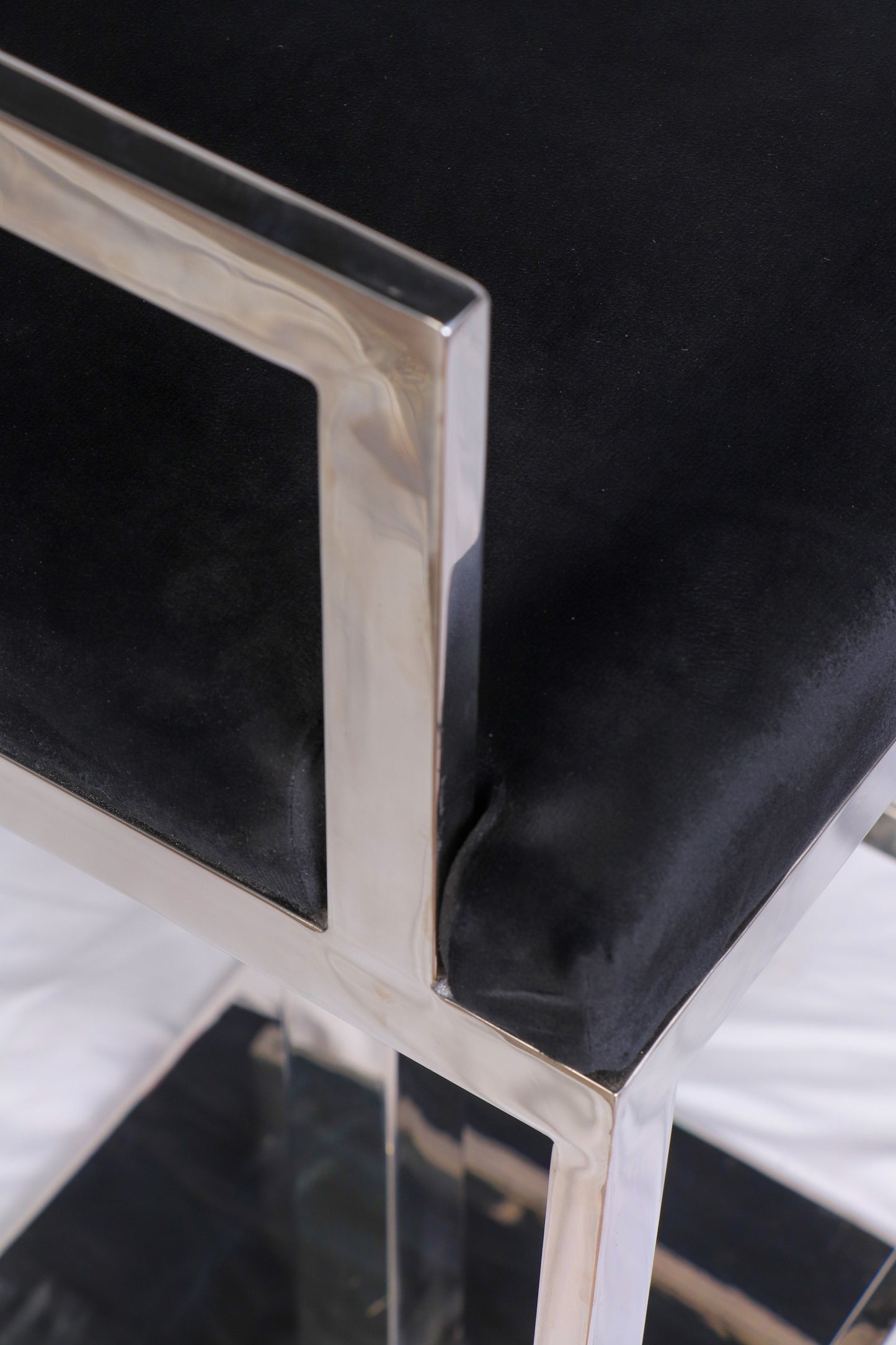 Signature Bar Stool, Comfort‑First Design on Streamlined Frame