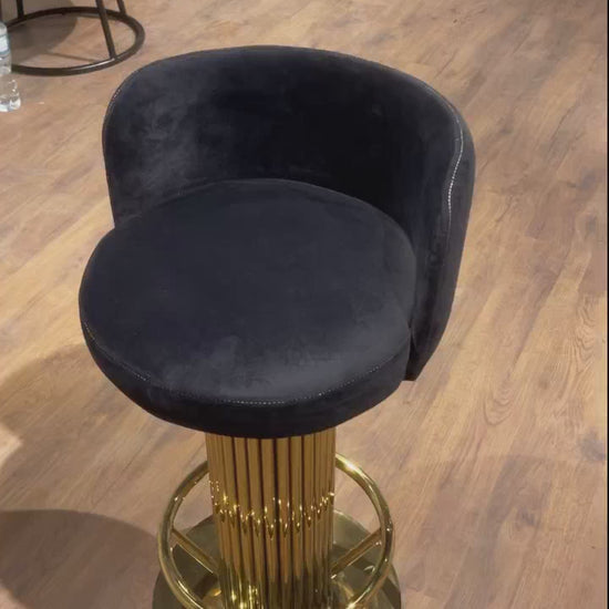 Luxury 360° Swivel Chair in Luxury Dining Interior
